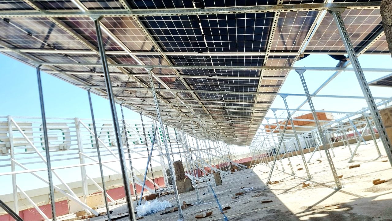 Installing 100Kw on grid system for Diwan Group in Kalar  3