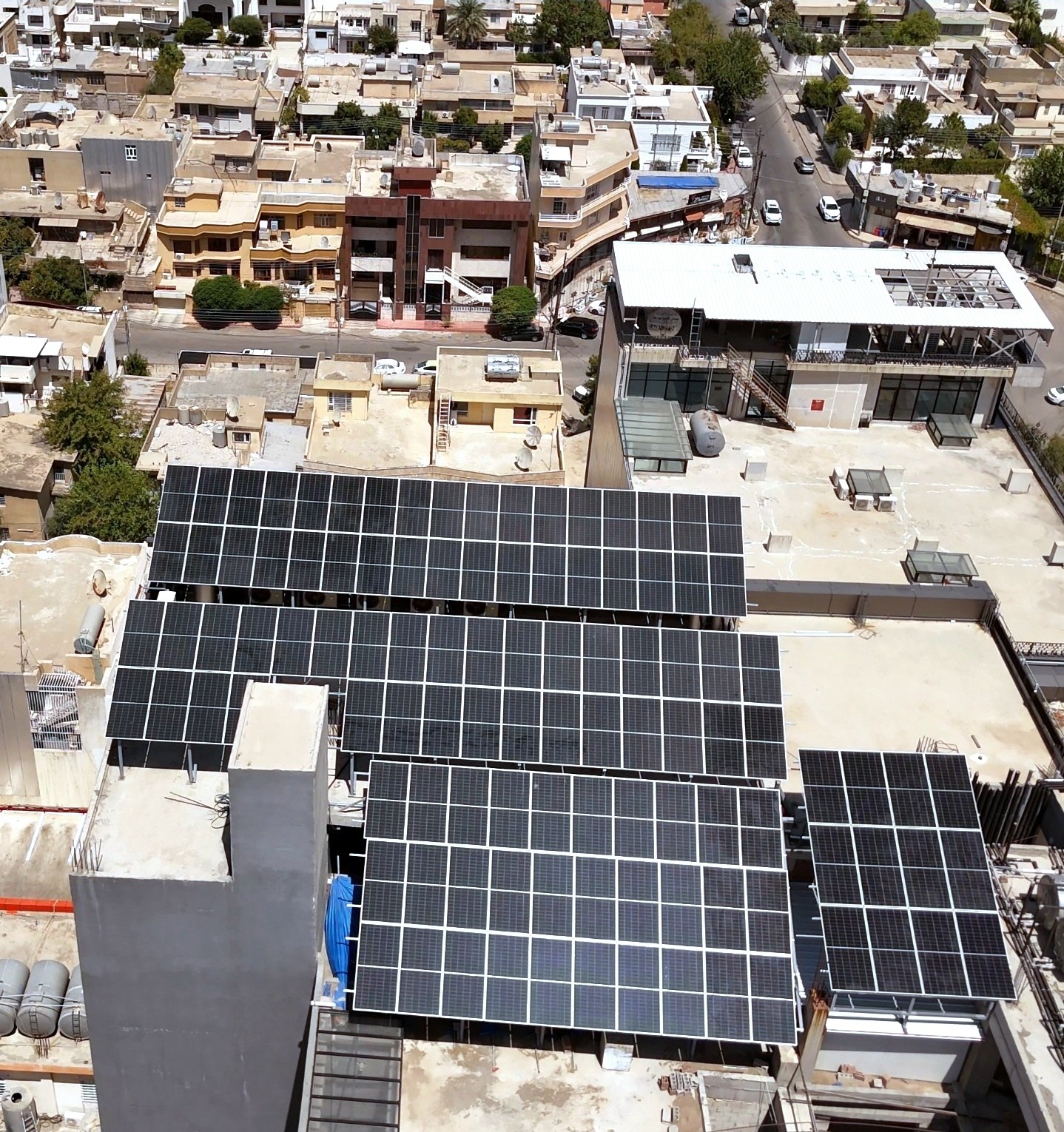 Installing 62.6 hybrid system for Aqari building in Sulaymaniyah 